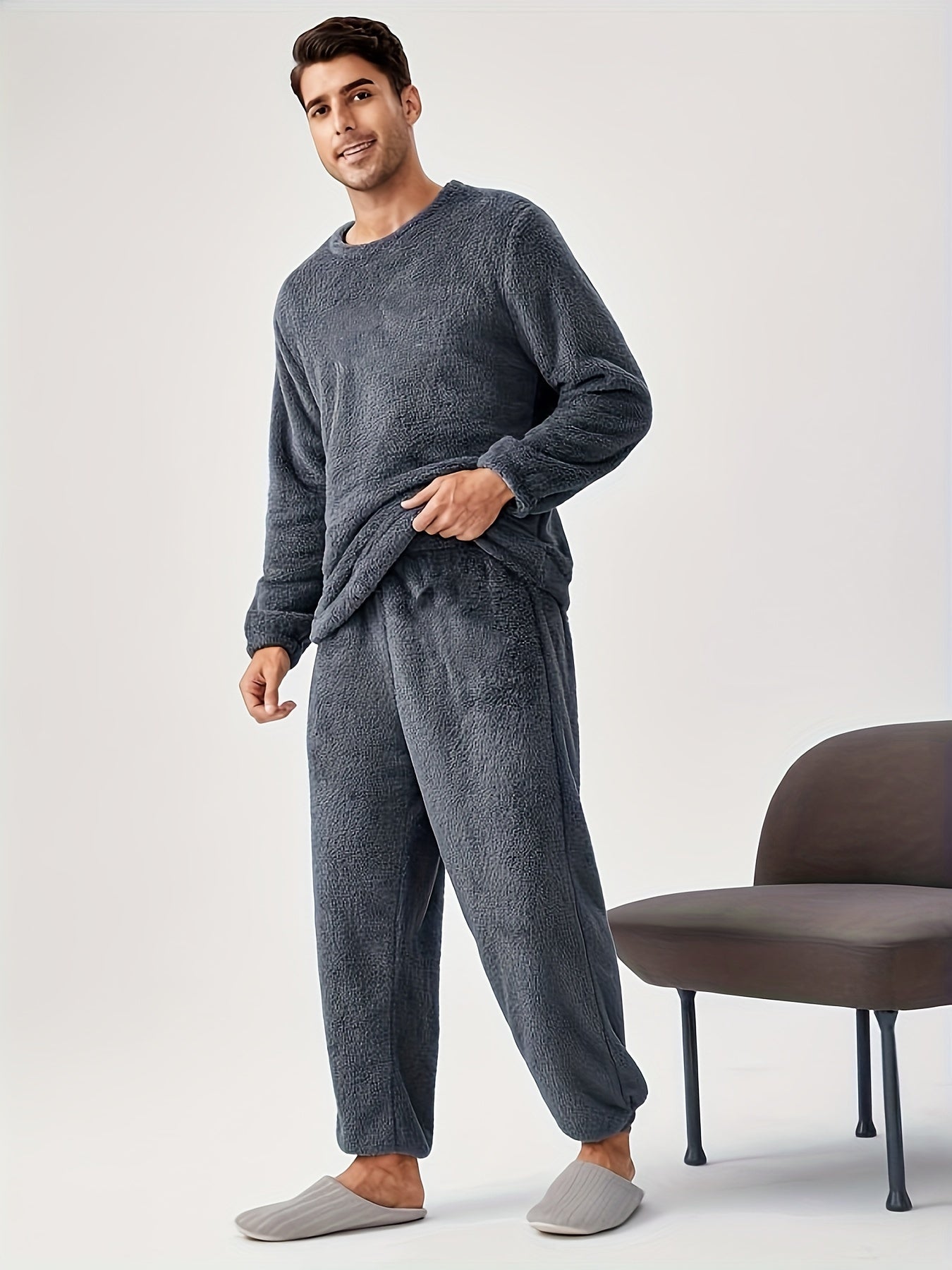 Men's Simple Style Casual Pajamas Sets Warm Flannel Lounge Wear, Long Sleeve Crew Neck Pullover Top & Loose Pants Home Pajamas Sets, Outdoor Sets For Autumn Winter