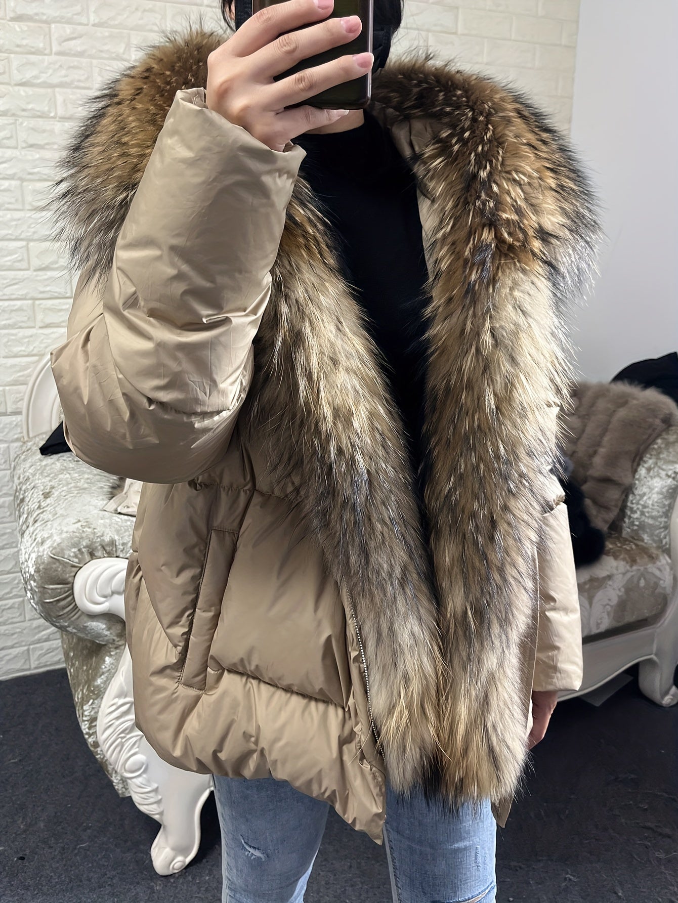 Plus Size Luxurious Fur Trim Hooded Down Jacket - Water-Resistant, Ultra-Warm, and Lightweight - Casual Long Sleeve Zipper Jacket for Winter, Women's Plus Size Clothing for Cold Weather