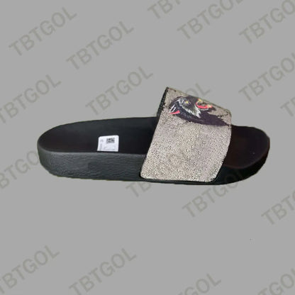 Designers Sandals Men Women Fashion Beach Shoes Classic Floral Brocade Slides Flats Leather Rubber Heatshoes Platform Flip Flops Gear Bottoms With Box 311