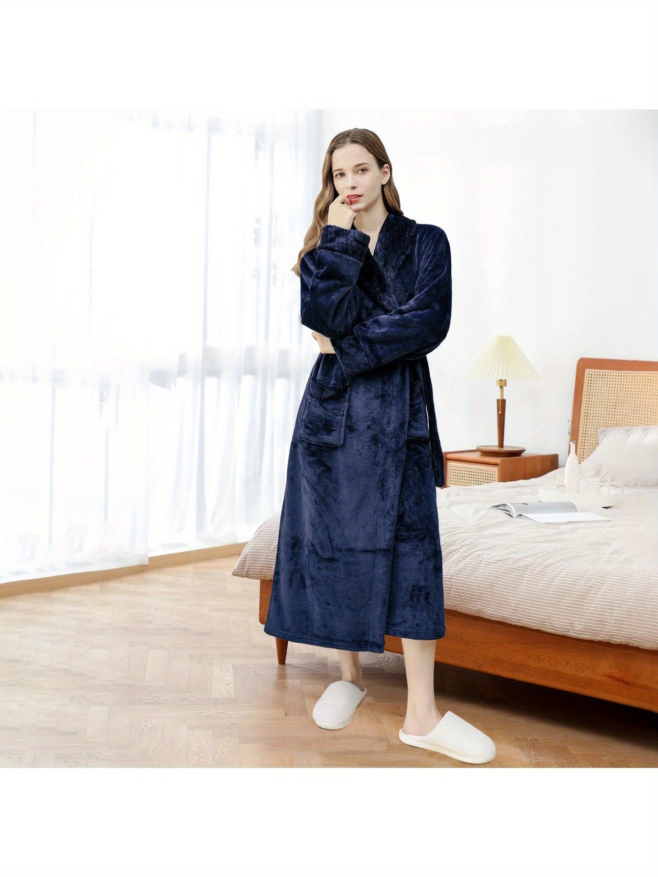 Unisex Long Bathrobe - Luxurious Flannel Robe for Men and Women - Thick, Warm Sleepwear for Winter - Perfect Homewear for 120-200 Pounds, Available in Large and Extra Large Sizes