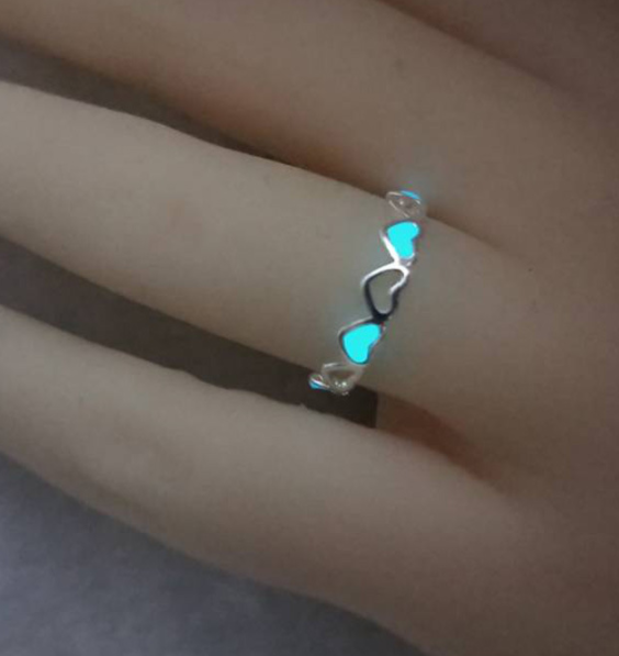 sengpan 1 pcs Couple Rings Luminous Ring for Women Men Glowing In Dark Heart Lover Wedding Bands Women Girls Jewelry Gift Accessories