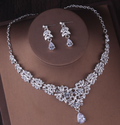 sengpan bridal jewelry set for wedding Gorgeous Silver Color Crystal Bridal Jewelry Sets Fashion Tiaras Crown Earrings Choker Necklace Women Wedding Dress Jewelry Set