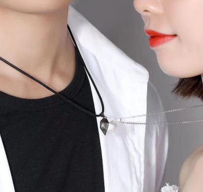 sengpan christmas wishlist gifts hot sale new 2Pcs Magnetic Couple Necklace Lovers Heart Pendant Distance Faceted Charm Necklace Women Valentine's Day Gift