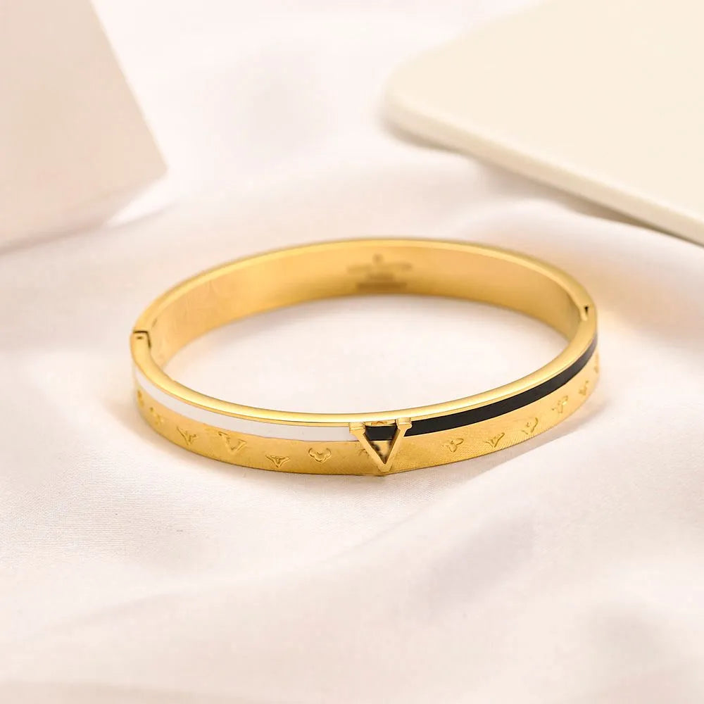 America Fashion Style Bracelets Women Bangle Luxury Designer Jewelry 18K Gold Plated Stainless steel Wedding Lovers Gift Bangles Wholesale ZG1212