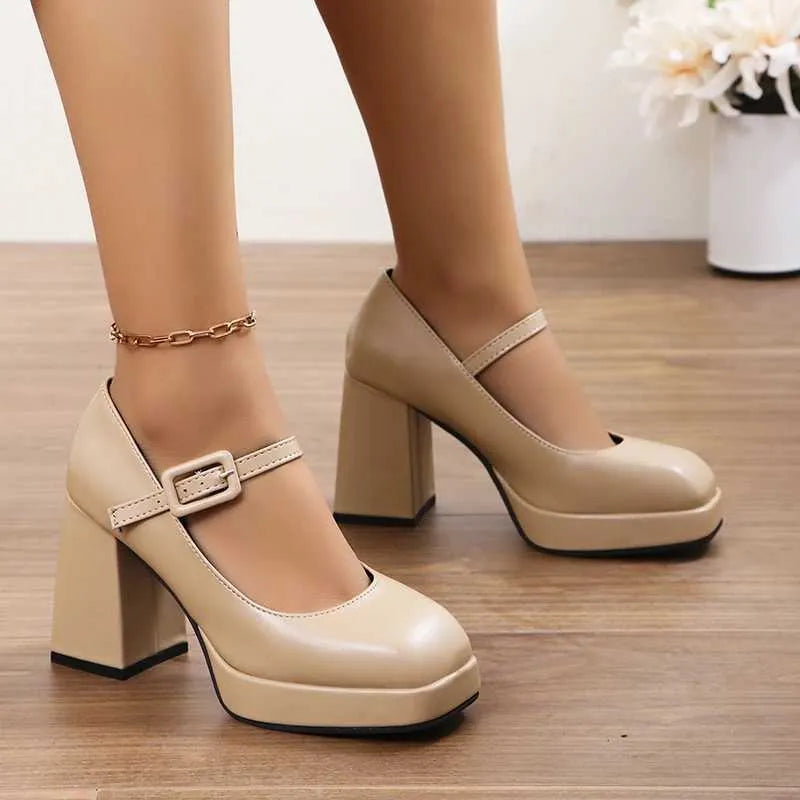 Dress Shoes  Summer Womens New Fashion Button Designer Thick Sole Square Root Sandals Casual Party High Heels H240527 T4SX