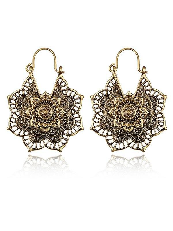 Lianfudai 2024 New Vintage Hollow Alloy Flower Earring Accessories