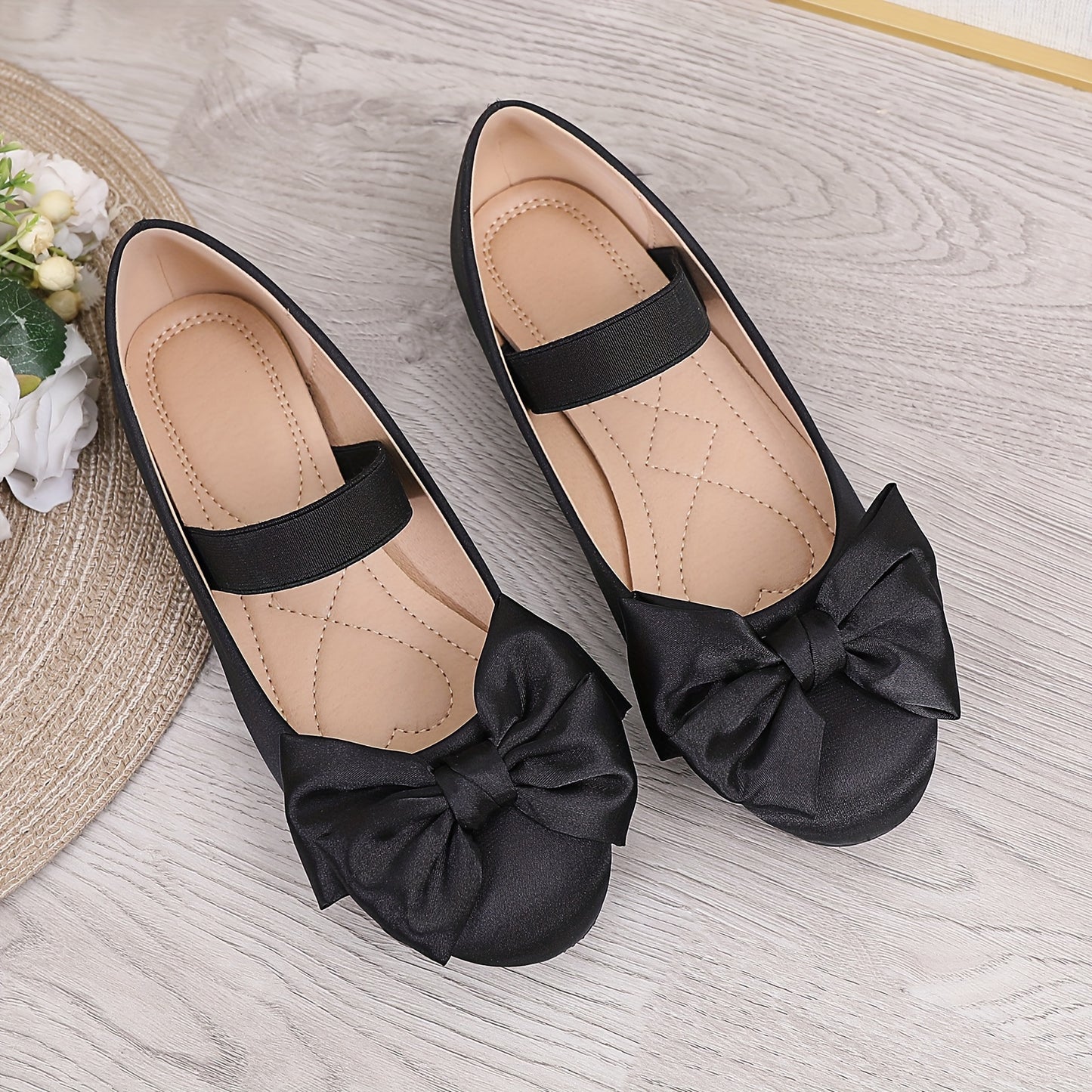 Elegant Women's Bowknot Ballet Flats with Soft Sole and Elastic Band for Comfortable Slip-On Wear - Perfect for Casual and Dressy Occasions