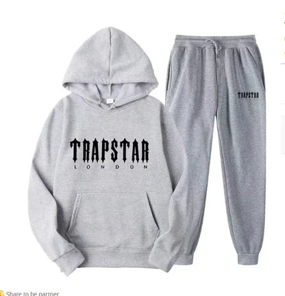 Mens hoodie Trapstar tracksuit and shooters tracksuit rainbow hoodedEmbroidery Plush Letter Decoration Thick sportswear men and women sportswear suit trousers