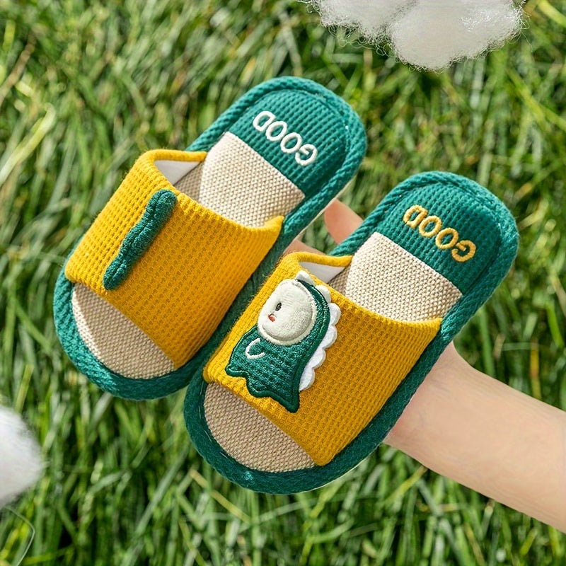 Boys and Girls Cotton Linen Home Slippers, Cute Cartoon Pattern, Spring/Autumn Season, Suitable for Indoor Use, Slip-On Closure, Breathable, Lightweight, Non-Slip, Fabric Upper, Fabric Liner, Fabric Sole, Round Toe, Suitable for Children Ages 14 and Under