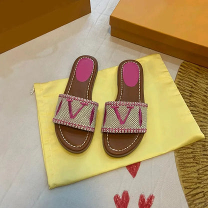 Designer Flat Sandals Luxury Slippers Women's Embroider Sandal Fashion flip flop Letter Slipper for Women Summer Beach Slide Ladies Low Heel Shoes