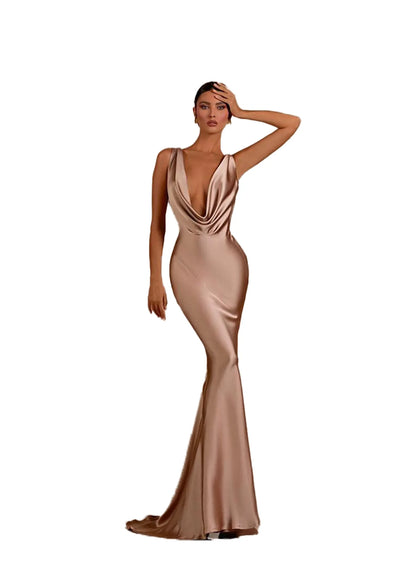 Elegant Simple Champagne Plus Size Mermaid Bridesmaid Dresses Deep V Neck Pleats Draped Formal Gowns Wedding Guest Party Maid of Honor Gowns Custom Made