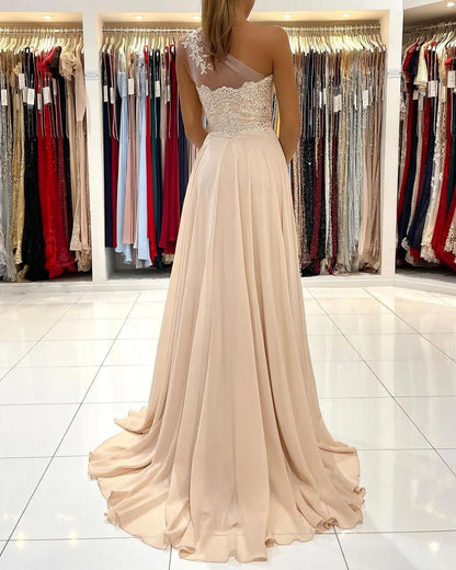 Bridesmaid Dresses Simple Champagne One Shoulder with Sheer Appliques Lace Chiffon Side Split Long Maid of Honor Gowns Prom Evening Dress Floor Length