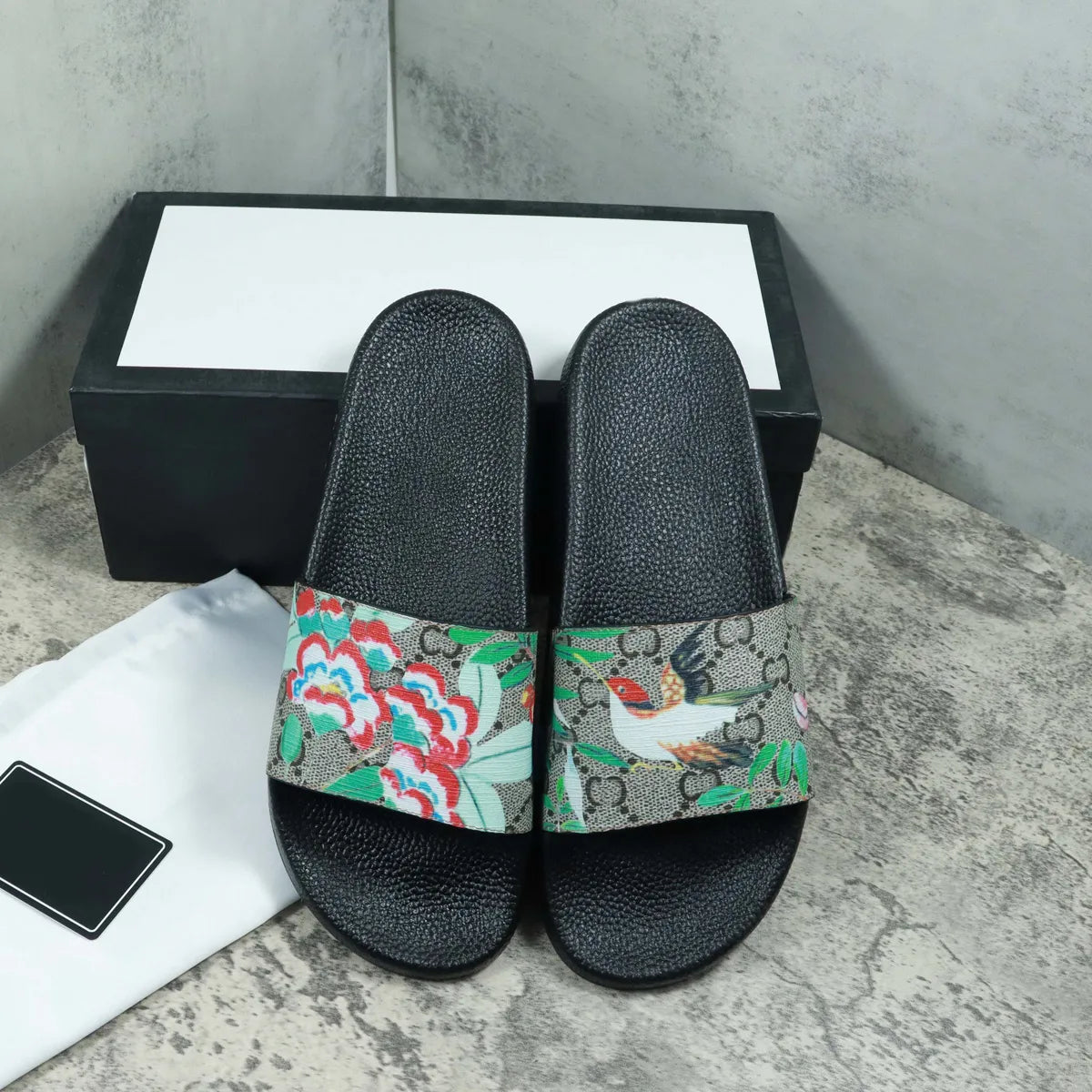 Designer Italy Slippers Paris New Rubber Slides Sandals Floral Brocade Women Men Slipper Flat Bottoms Flip Flops Womens Fasion Striped