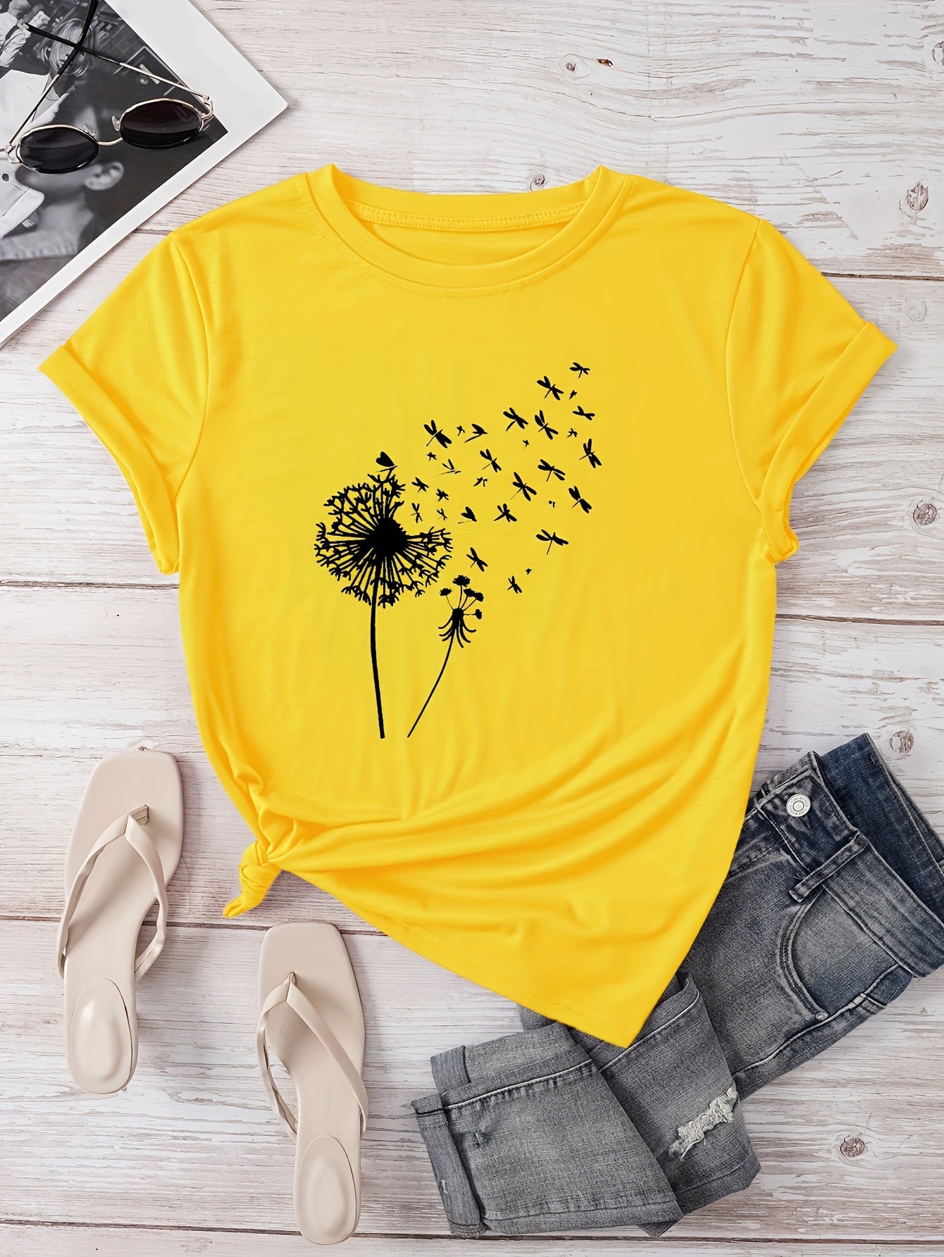 Vibrant Dandelion Print Crew Neck T-Shirt - Soft Micro Elasticity Polyester Fabric, Casual Short Sleeve Top for Spring & Summer, Womens Regular Fit Clothing with Random Plant Pattern