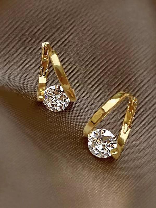 Lianfudai 2024 New Simple Delicate Zircon Earrings