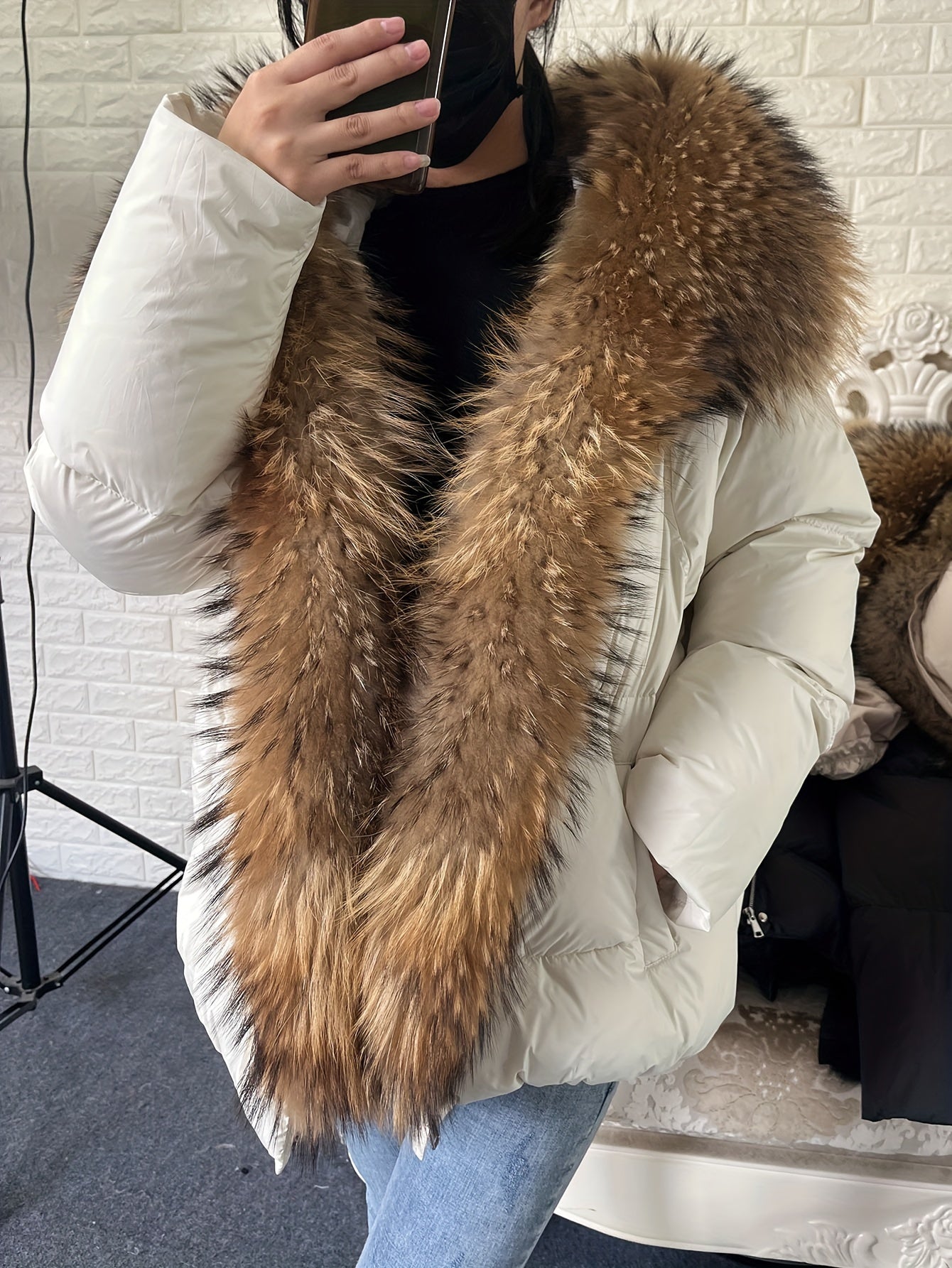 Plus Size Luxurious Fur Trim Hooded Down Jacket - Water-Resistant, Ultra-Warm, and Lightweight - Casual Long Sleeve Zipper Jacket for Winter, Women's Plus Size Clothing for Cold Weather