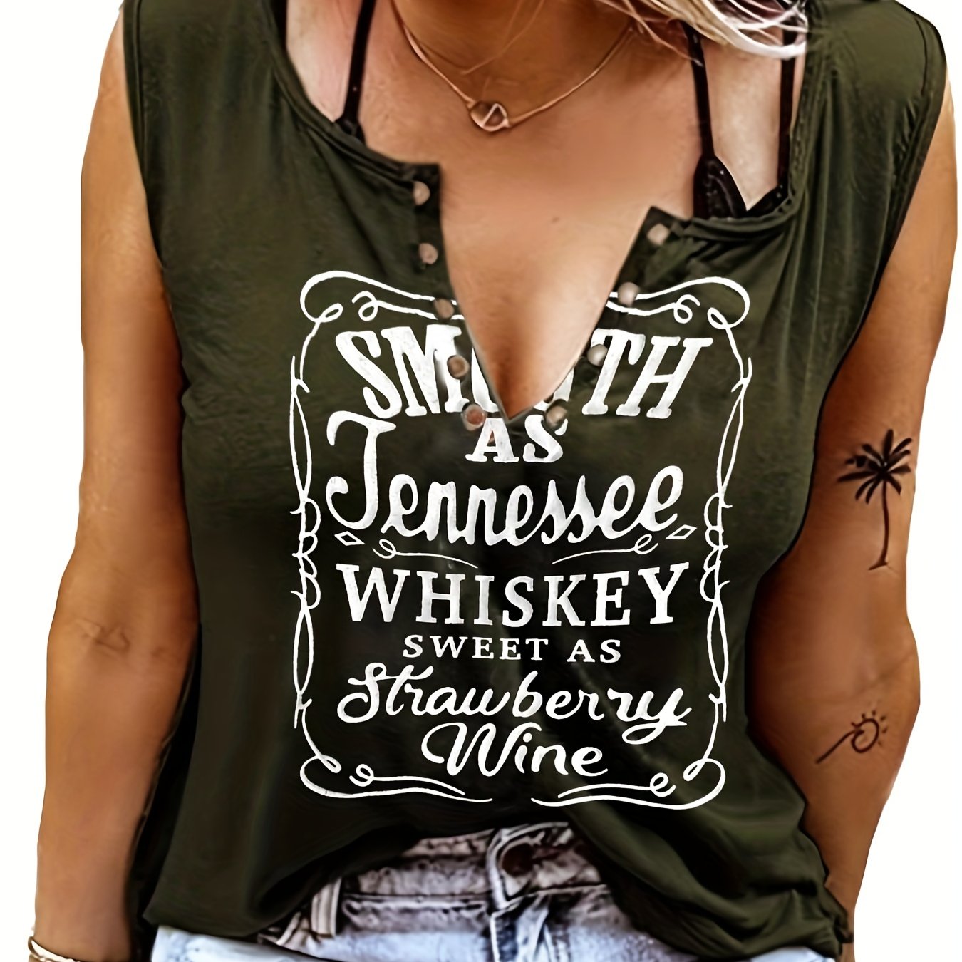 Women's Whiskey Letter Print Sleeveless T-Shirt for Casual Everyday Wear in Spring and Summer