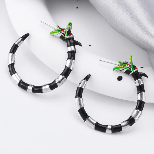 sengpan Halloween Creative Beetlejuice Hoop Earrings for Women Beetle Sandworm Creepy Gothic Hip Hop Jewelry Cosplay Accessories Gift