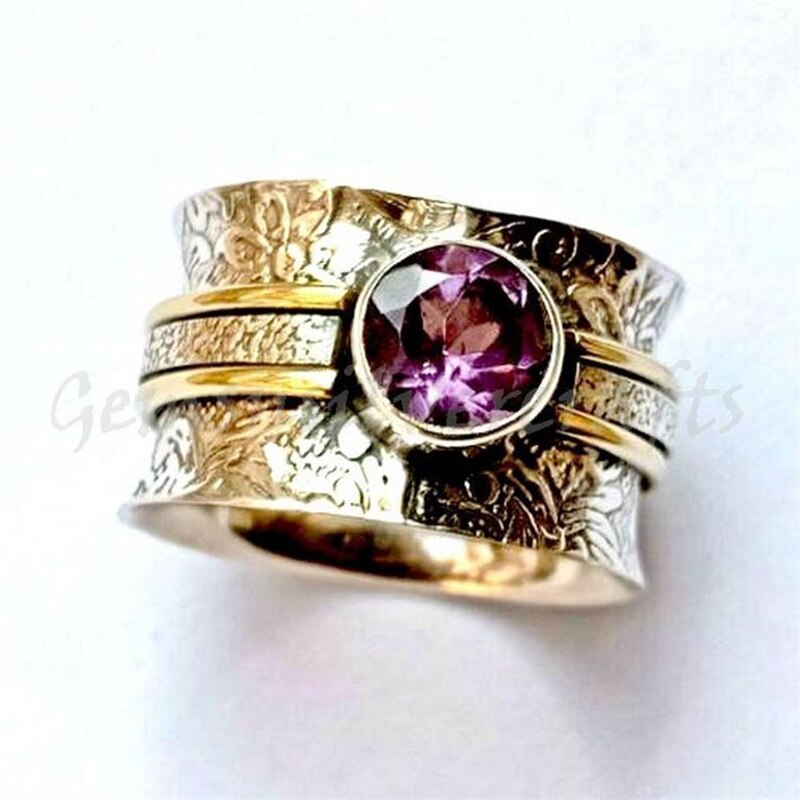 sengpan gifts for women  Fashion Vintage Ancient Gold Pattern Inlaid Round Purple Crystal Zircon Ring Men And Women Noble All-match Party Jewelry