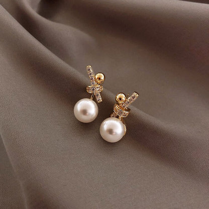 sengpan Christmas wishlist Korean version of the high-grade crossover fashion imitation pearl earrings lady jewelry shiny Fangzuan Free shipping