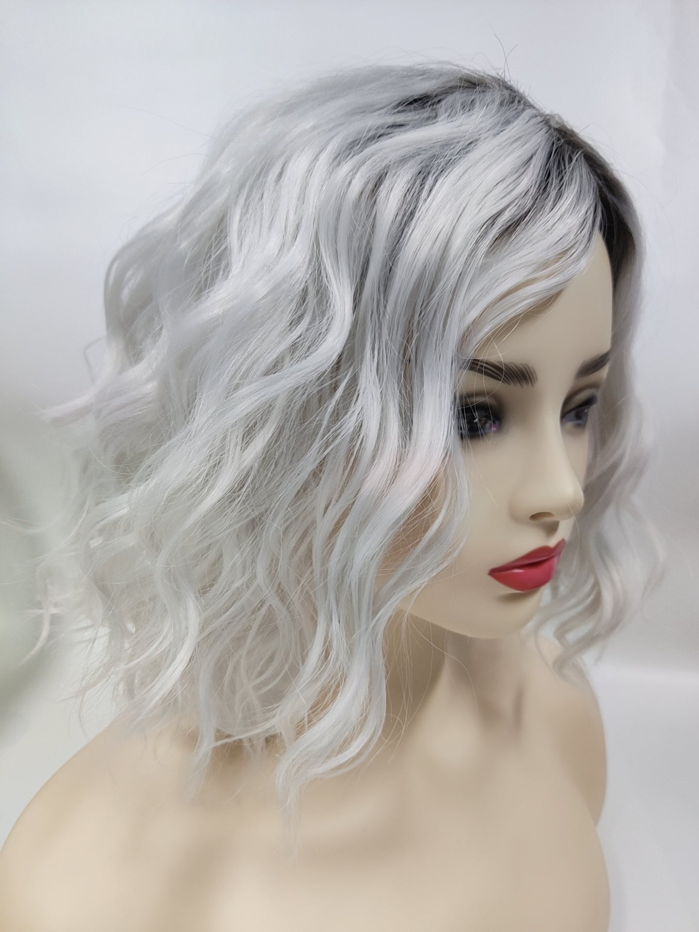 sengpan Mother's Wig Gray Color Curly Bob Wigs Women's Fashion Heat Resistant Short Synthetic Natural  Wavy Hair Wigs for Mommy Peluca