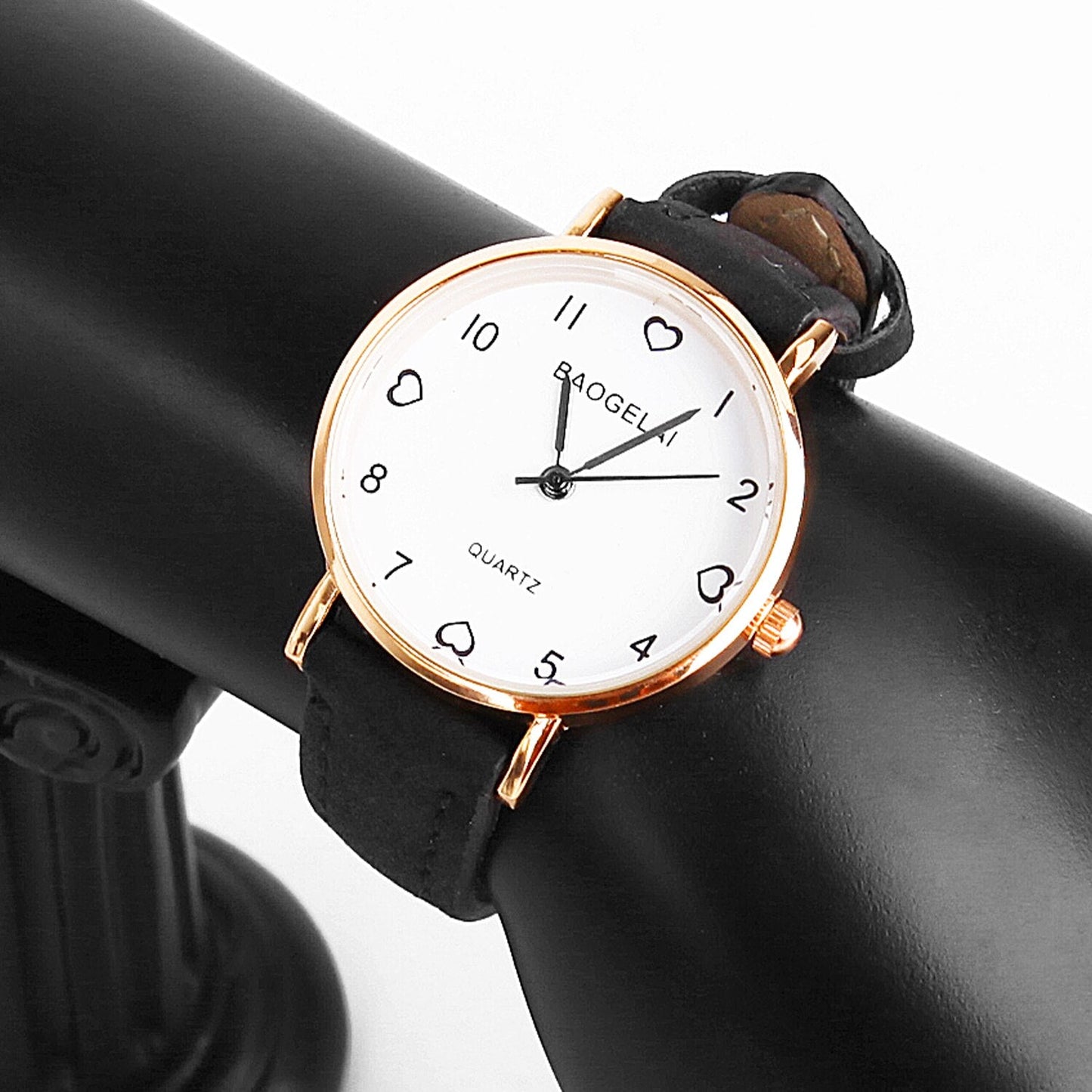 sengpan Women's Simple Vintage Watches for Women Dial Wristwatch Leather Strap Wrist Watch High Quality Ladies Casual Bracelet Watches