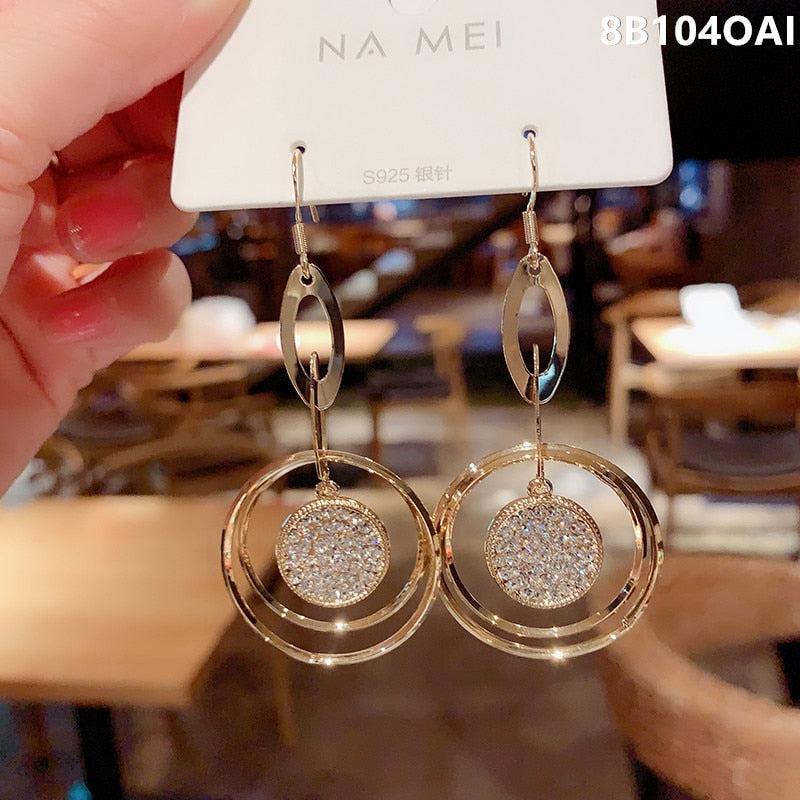 sengpan new personality and fashion temperament palace baroque water drop inlaid retro wind dark girl socialite earrings earrings