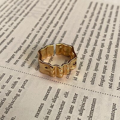 sengpan Vintage Ring For Women Gold Ring Open Ring Simple Temperament Versatile Personality Jewelry  New Fashion Ins wind