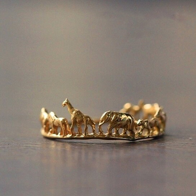 sengpan Fresh Cute Sweet Women Animal Rings Metal Gold Color Personality Jewelry for Female Creative Party Jewelry Statement Gift