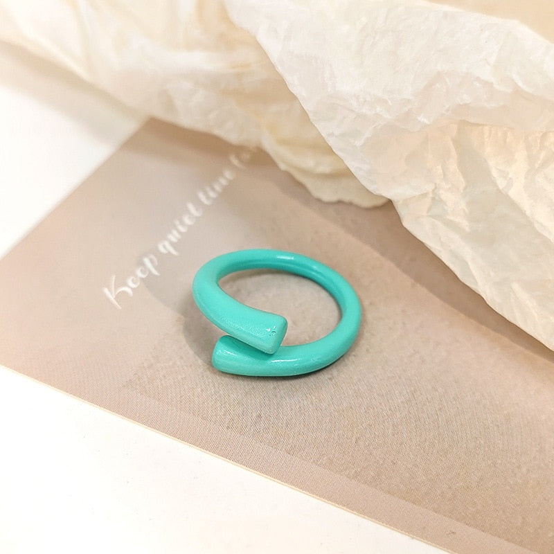 sengpan New Korea Style Simple Sweet Candy Color Acrylic Resin Twisted Ring Irregular Geometric Open Rings for Women