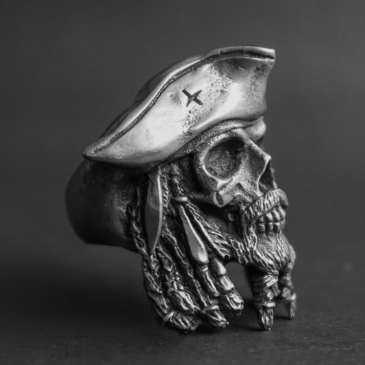 sengpan for men Vintage Punk Gothic Men's Premium Carbide Captain Skull Ring Biker Jewelry for Male Fashion Jewelry Wholesale