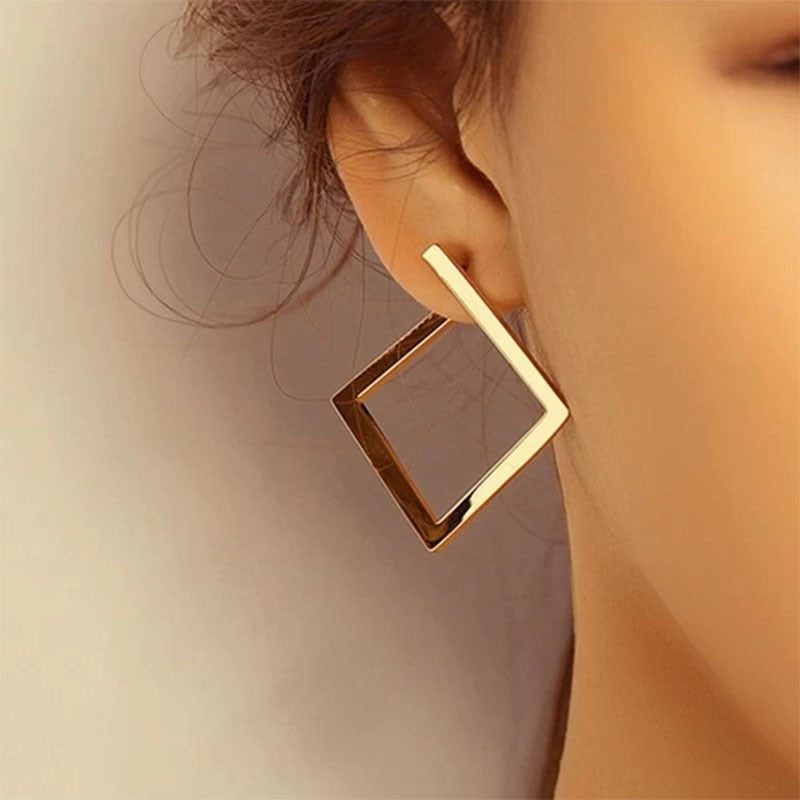 sengpan Minimalist Square Earrings Irregular Stud Earrings New Exaggerated Cold Wind Fashion Earring for Women Opening Accessories