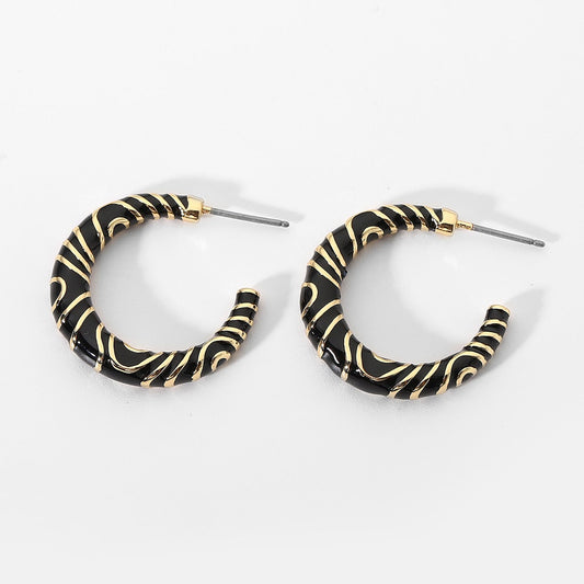 sengpan All Black Enamel Gold Color Leopard CC Shape Hoop Earrings For Women Trendy Korean Simple Cute Earring Jewelry