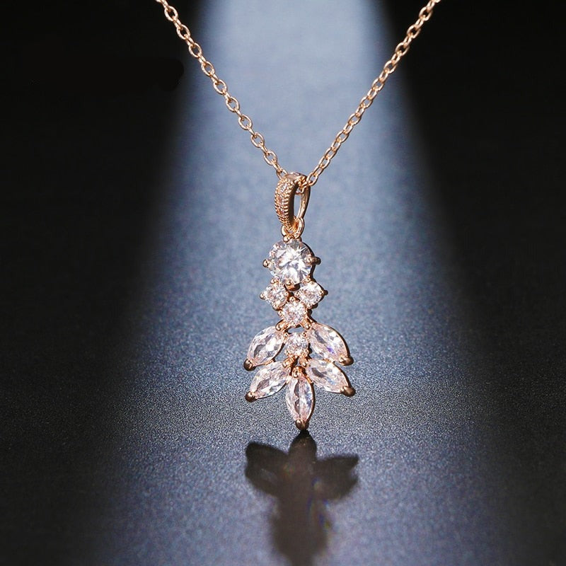 sengpan New Fashion Fascinating Flower Design Necklace Three Colors Choice Zirconia Jewelry For Female Elegant Dress-Up