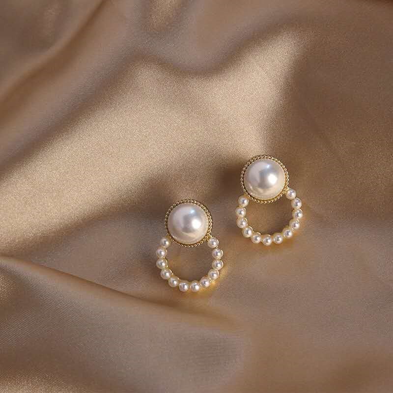 sengpan Christmas wishlist Korean version of the high-grade crossover fashion imitation pearl earrings lady jewelry shiny Fangzuan Free shipping