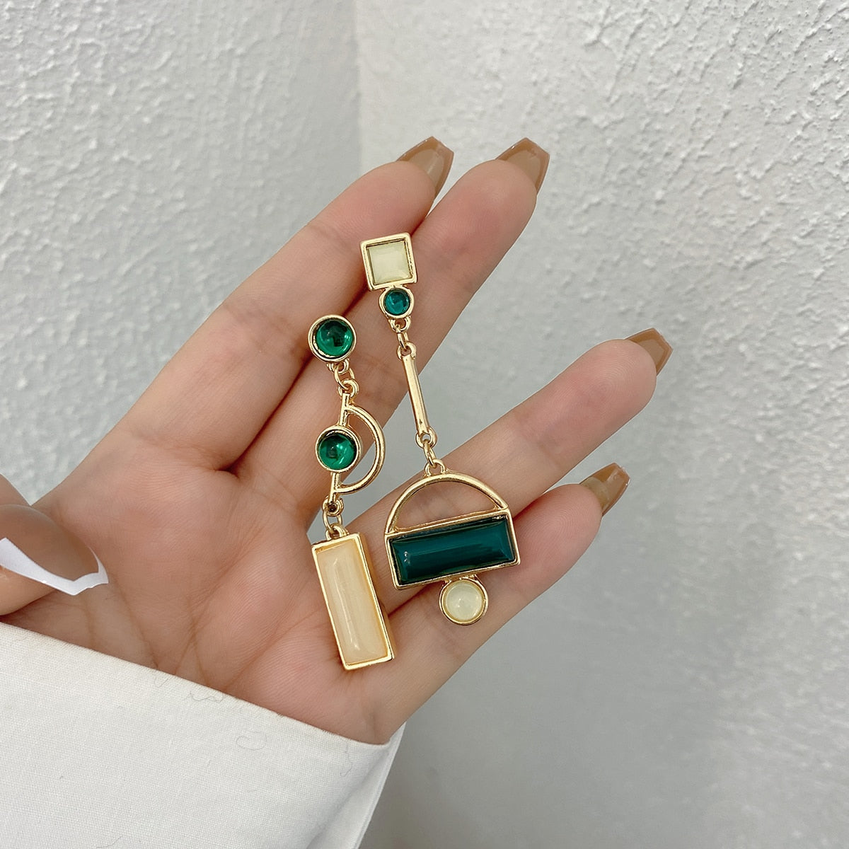 sengpan Asymmetry Irregular Enamel Geometric Drop Earrings for Women Gold Color Hollow Rhinestone Metal Hanging Dangle Earrings