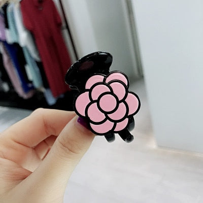 sengpan Camellia Hair Claw Clip Clamp for Women Girl Flower Floral Banana Pearl Korean Handmade Fashion Head Accessories Mujer Wholesale