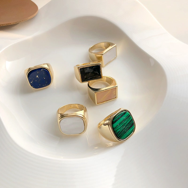 sengpan Korean New Simple Vintage Green Metal Geometric Elegant Enamel Index Finger Rings for Women Girls Party Jewelry