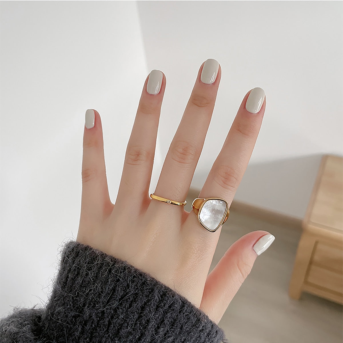 sengpan Gold Silver Color Stainless Steel Shell Rings for Women Geometric Chunky Finger Rings Minimalist Waterproof Jewelry Gift