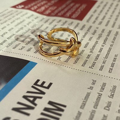 sengpan Vintage Ring For Women Gold Ring Open Ring Simple Temperament Versatile Personality Jewelry New Fashion Ins wind