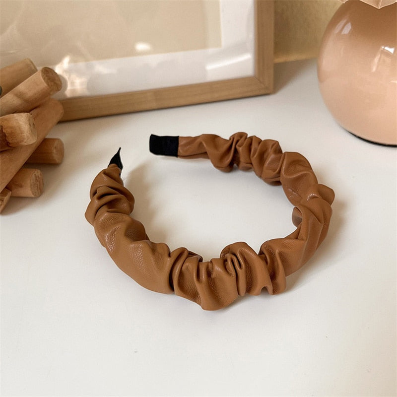 sengpan New Trendy Vintage Brown Leather Pleated Headband Smooth Irregular Geometric Folds Hairpin for Women Party Accessories