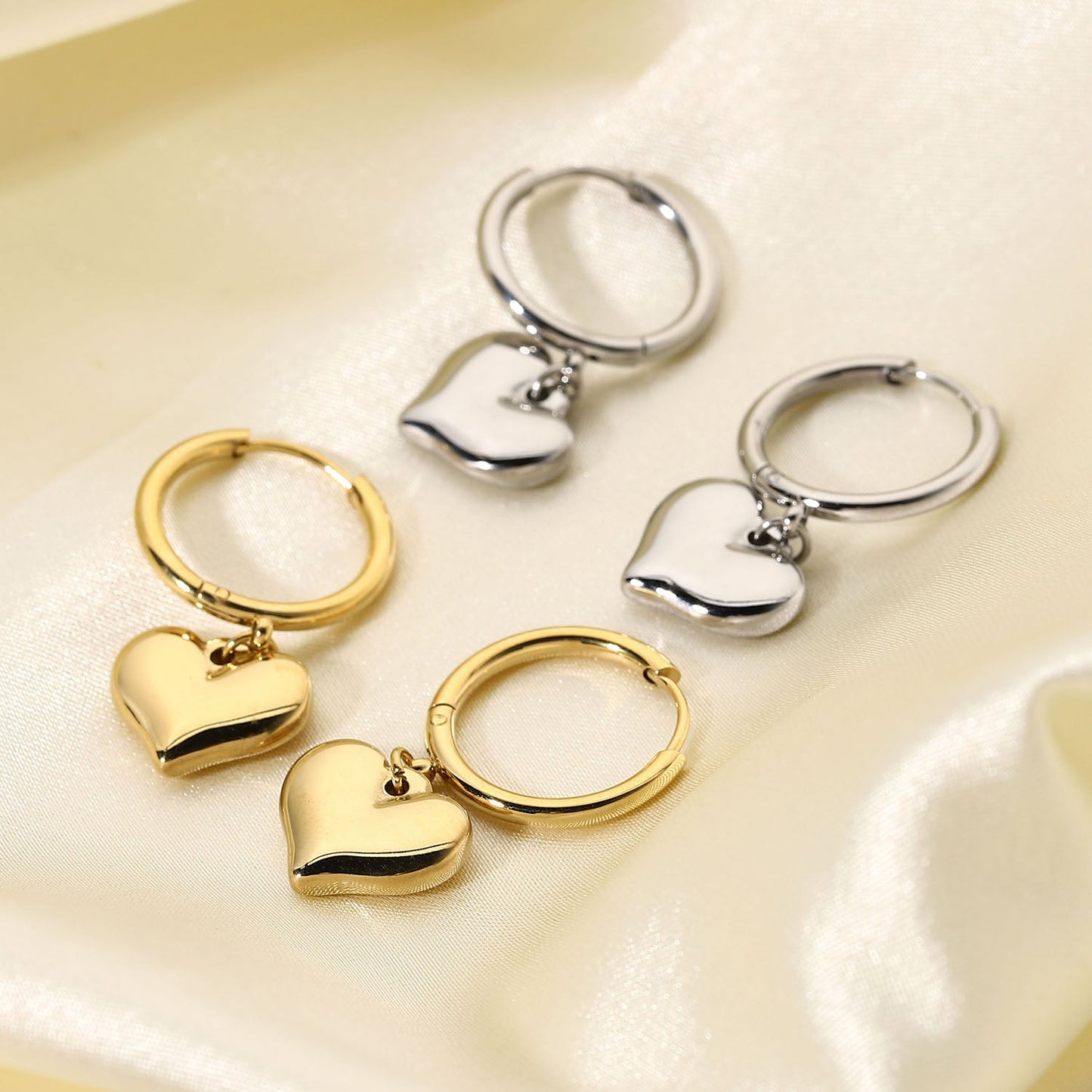 sengpan Waterproof Jewelry 14k Gold Plated Huggie Hoop Earrings Silver Stainless Steel Heart Earrings For Women Gift Bijoux Femme