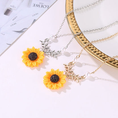 sengpan Christmas wishlist Pearl New Creative Sunflower Pendant Necklaces Vintage Fashion Daily Jewelry Temperament Cute Sweater Necklaces for Women