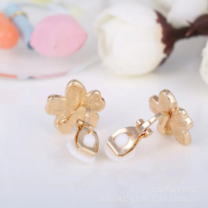 sengpan Korea Style Flower Shape Enamel Clip on Earrings Without Piercing for Girls Party Cute Lovely No Hole Ear Clip jewelry