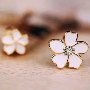 sengpan Korea Style Flower Shape Enamel Clip on Earrings Without Piercing for Girls Party Cute Lovely No Hole Ear Clip jewelry