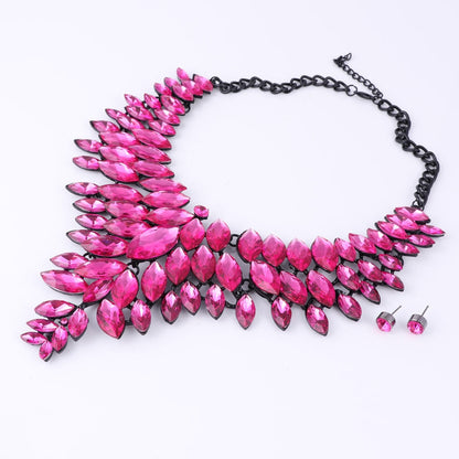 sengpan Trendy Luxury Gem Flower Crystal Fashion Long Chunky Bib Pendants Vintage Big Maxi Statement Collar Necklace