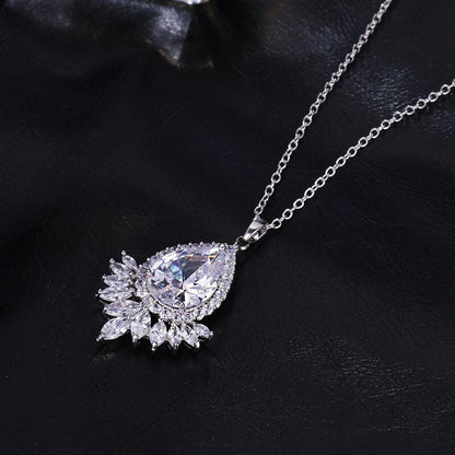 sengpan Trendy Big Water Drop CZ Pendant Chain Necklaces Sparkling Tear Drop Zirconia Crystal Wedding Jewelry For Women