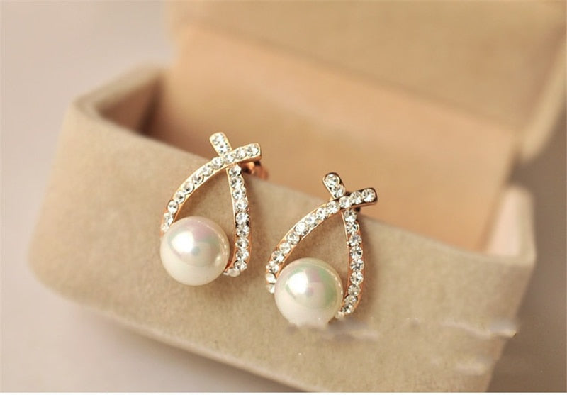 sengpan Christmas wishlist Korean version of the high-grade crossover fashion imitation pearl earrings lady jewelry shiny Fangzuan Free shipping