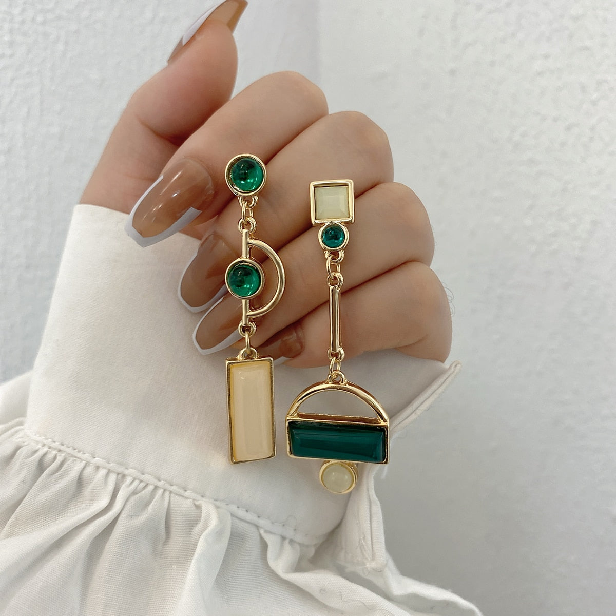 sengpan Asymmetry Irregular Enamel Geometric Drop Earrings for Women Gold Color Hollow Rhinestone Metal Hanging Dangle Earrings