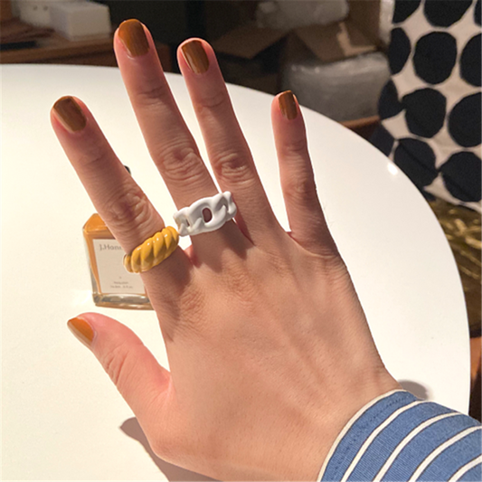 sengpan Handmade Enamel Chic Macaroon Geometric Hollow Irregular Ring Yellow White Lovely Open Metal Ring for Women Girl Gift